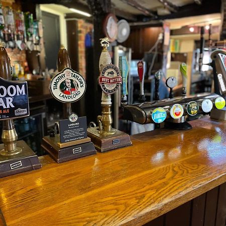 The Star Inn Рингвуд Екстер'єр фото